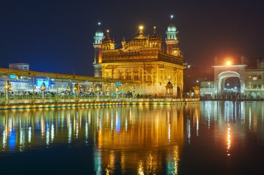 Amritsar, Pencap, Hindistan bulunan altın Tapınak.