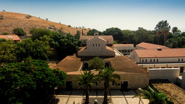 L'église de la première alimentation de la Multitude à Tabgha — Photo