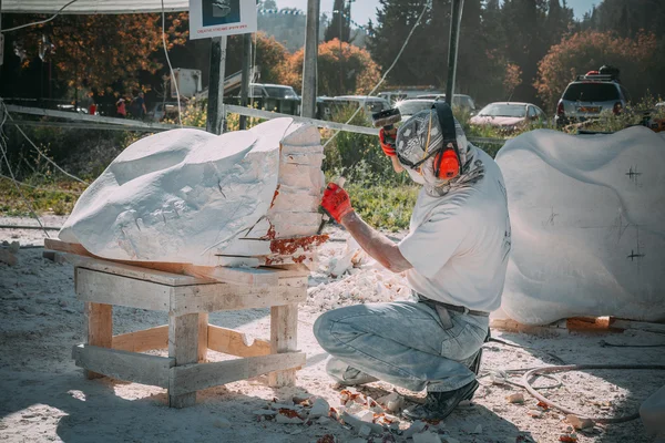 Stone sculptor — Stock Photo, Image