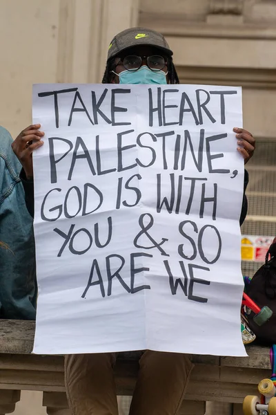 Londýn Velká Británie Května2021 Propalestinský Protestant Držící Protestní Znamení Shromáždění — Stock fotografie