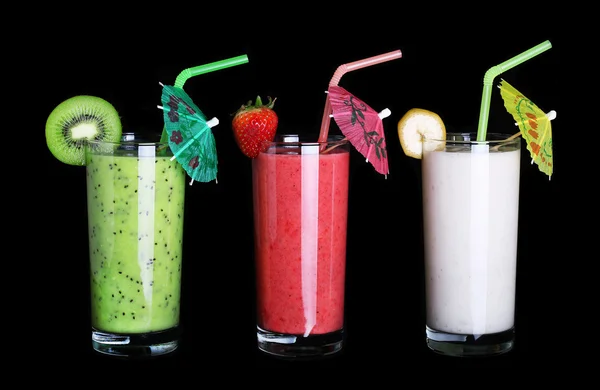 Saludable vaso de smoothies colección sabor sobre fondo negro — Foto de Stock