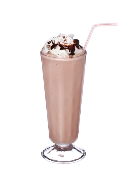 Milkshake choklad smak med sirap och vispad grädde isolatet — Stockfoto