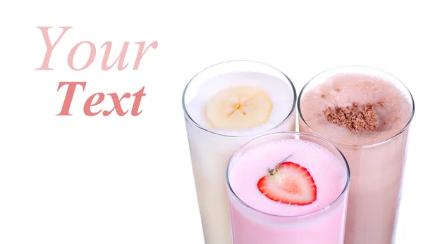 milkshakes çikolata tadında dondurma küme koleksiyon üzerinde izole