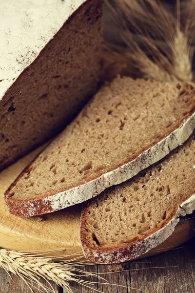 Кусочки домашнего хлеба — стоковое фото