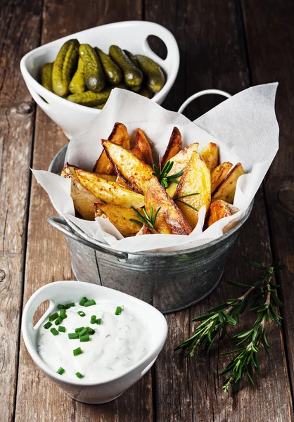 Cunhas de batata assadas — Fotografia de Stock