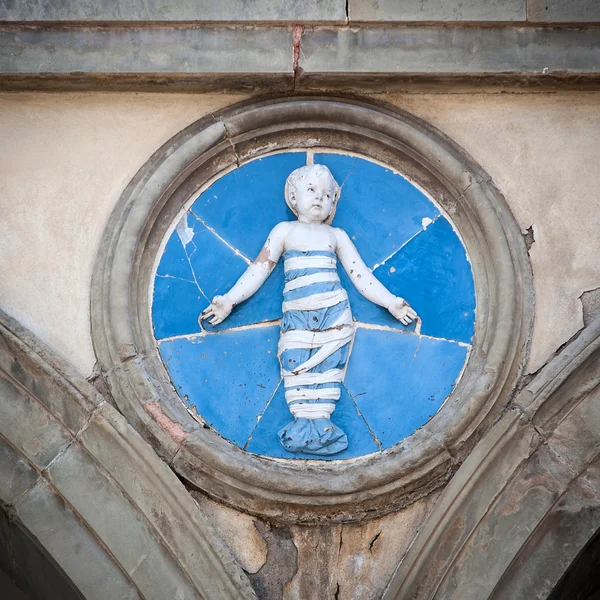 Seramik tondo Andrea della Robbia tarafından — Stok fotoğraf