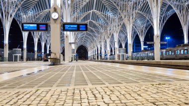 İç Oriente istasyonu