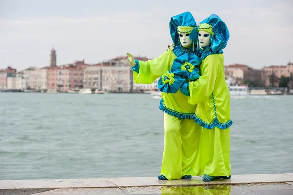 Karnevalen i Venedig, vackra masker — Stockfoto