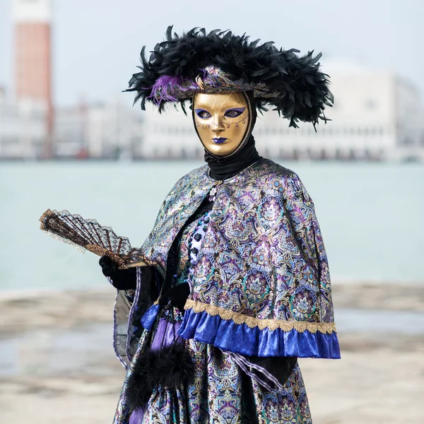 Karnevalen i Venedig, vackra mask — Stockfoto