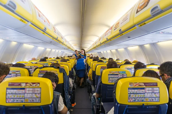 Aviões Ryanair Jet vista interiorior . — Fotografia de Stock