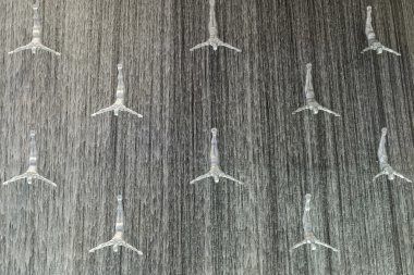 dubai alışveriş merkezi içinde şelale.