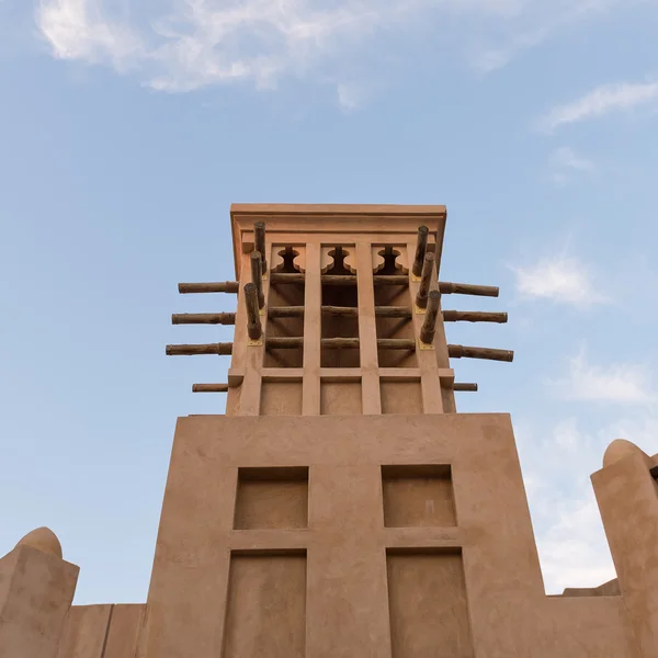 Traditional tower inside the Souk of Madinat Jumeirah. — Stock Photo, Image