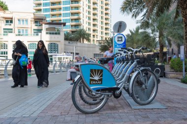 Bir Bisiklet Kiralama Dubai Marina.