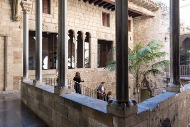 Cloister Picasso'nun Müzesi.