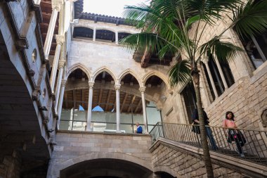 Cloister Picasso'nun Müzesi.