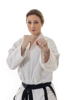 Sarışın dövüş sanatları karate egzersiz kimono kız.