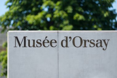 Musée d'Orsay işareti.