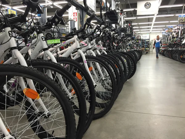 Bicycles inside Decathlon Sport Store — Stock Photo, Image