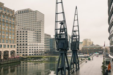 Canary Wharf Dlr istasyonu