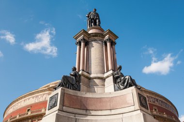 Royal Albert Hall Londra heykeli