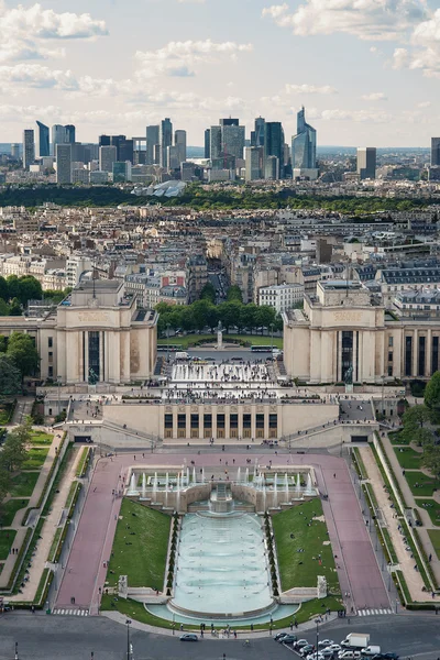 Trocadero y edificios modernos — Foto de Stock