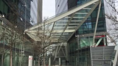 Yeni Belediye Binası modern ofisler inşa