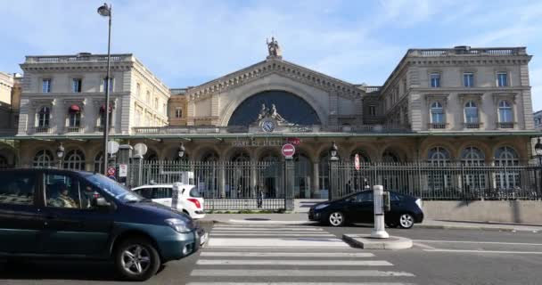 Gare de l'Est trein station gevel — Stockvideo