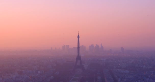 Eiffel Tower at sunshine — Stock Video