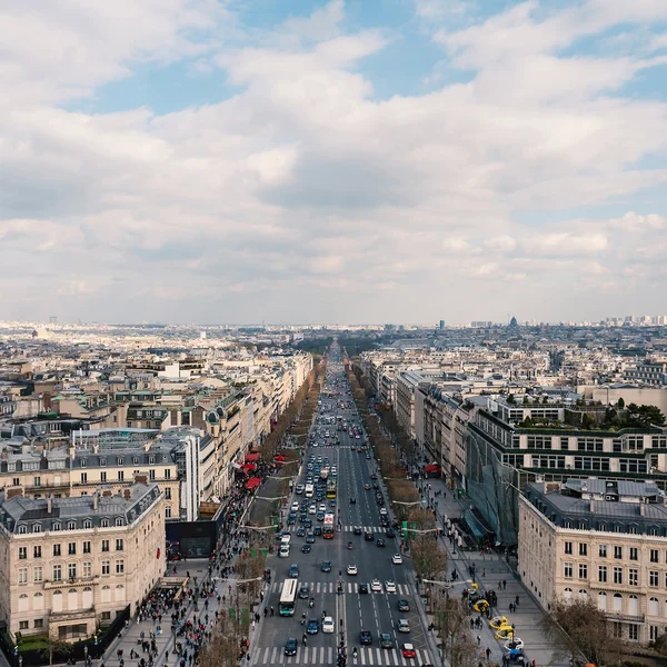 Paris city view and Champs Elysees — 图库照片