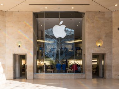 Apple Store in Paris