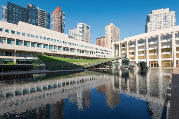 Paul milstein pool und terrasse im lincoln center in new york — Stockfoto