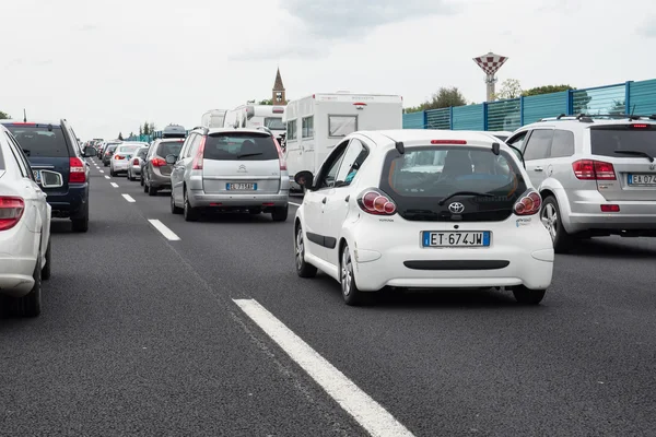Traffic jam driving to the seaside in Rimini — Stok fotoğraf