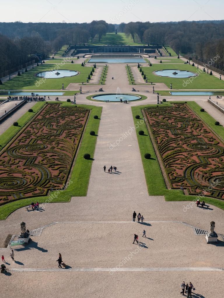 Garden Of Vaux Le Vicomte Castle In Paris Stock Photo C Pio3