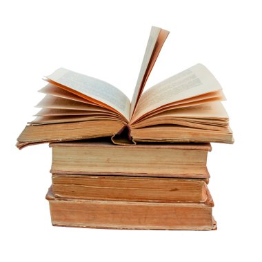 Bir yığın eski kitap