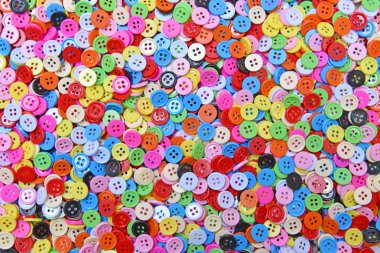 Renkli düğmeler (toka)