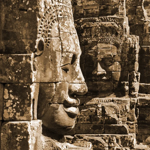 戎寺的面孔 — 图库照片