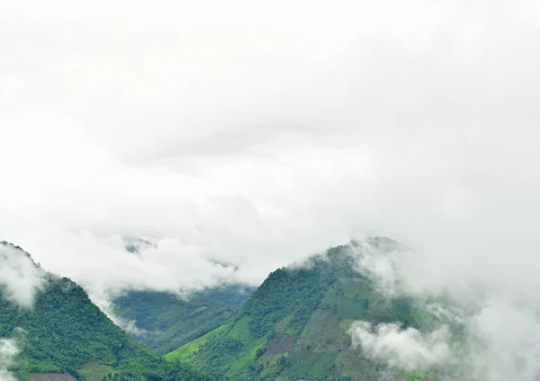 Vista de la montaña en el distrito de Pua — Foto de Stock