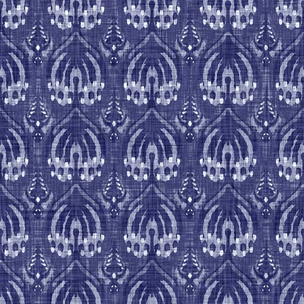 Textura sem emenda indigo damasco. Azul marinho tecido ornamentado algodão tingido efeito fundo. Japonês repetir batik resistir padrão. Fusão asiática em toda a impressão de pano de borrão têxtil. — Fotografia de Stock