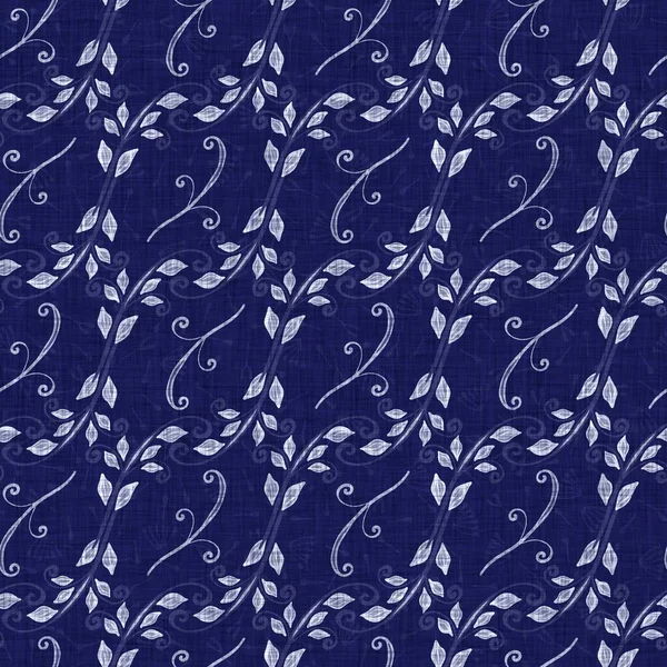 Indigo blue leaf block print dyed linen texture background. Seamless woven japanese repeat batik pattern swatch. Floral leaves organic distressed blur block print. Decorative cloth all over textile. — Stock Photo, Image