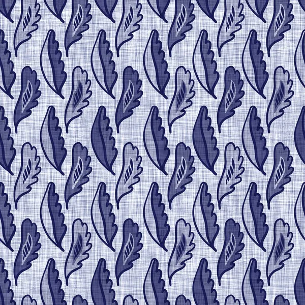 Indigo Blue Leaf Block Print gefärbte Leinentextur Hintergrund. Nahtlos gewebter japanischer Swatch mit Batikmuster. Blume Blätter organische Distressed Blur Block Print. Dekorative Stoffe überall auf Textilien. — Stockfoto