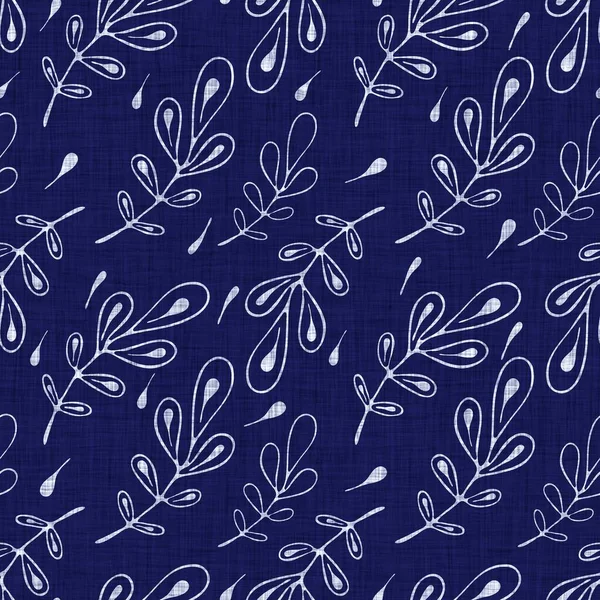 İndigo mavi yaprak bloğu boyanmış keten desenli arka plan. Kusursuz örülmüş Japonlar batik kumaş örneklerini tekrarlıyorlar. Çiçek yaprakları organik bulanık blok izi. Tüm tekstil için dekoratif kumaş.. — Stok fotoğraf