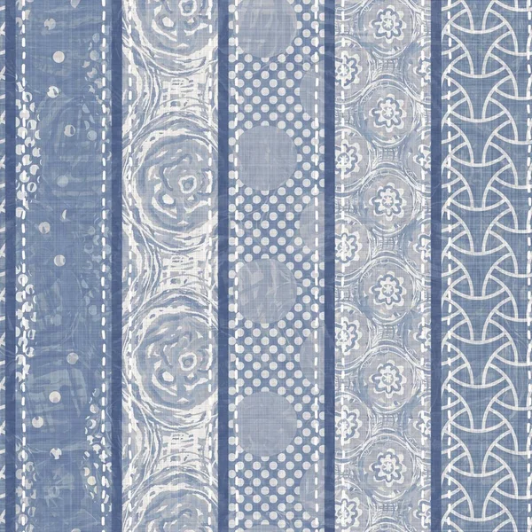 Shabby chic franja de patchwork de lino azul gris francés. Grunge lavado efecto textil parcheado vintage. Estilo país decoración del hogar muebles suaves, almohada decorativa o parcheado en toda la impresión de la tela. —  Fotos de Stock