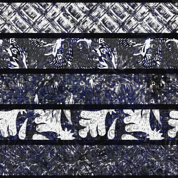 Monochrome Sommer-Patchwork-Streifen gewebte Textur. Grunge Vintage bedruckte schwarze weiße Baumwolltextilien. Geflickte verzweifelte Wohnkultur Hintergrund. Quilt Stich auf dem ganzen Stoff Druckmaterial — Stockfoto