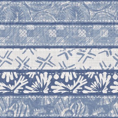 Pasaklı, şık Fransız, gri, mavi keten yama şeritli. Grunge eski yama tekstil efektlerini yıkadı. Kır tarzı ev dekorasyonu yumuşak mobilyalar, dekoratif yastık ya da kumaşın her tarafına yapıştırılmış.. 