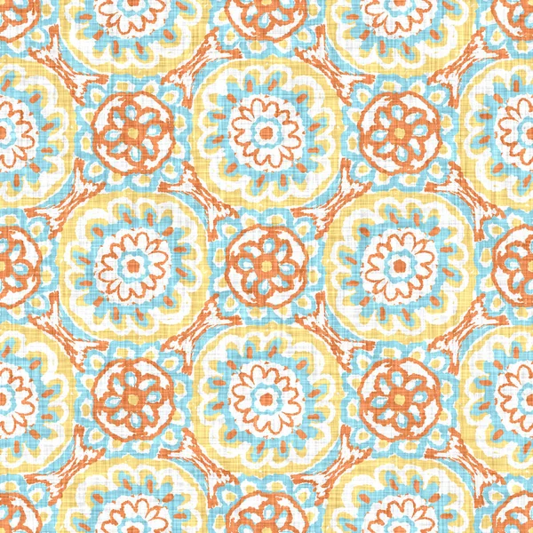 Watercolor flower motif background. Hand painted earthy whimsical seamless pattern. Modern floral linen textile for spring summer home decor. Decorative scandi style colorful nature all over print — Stock Photo, Image