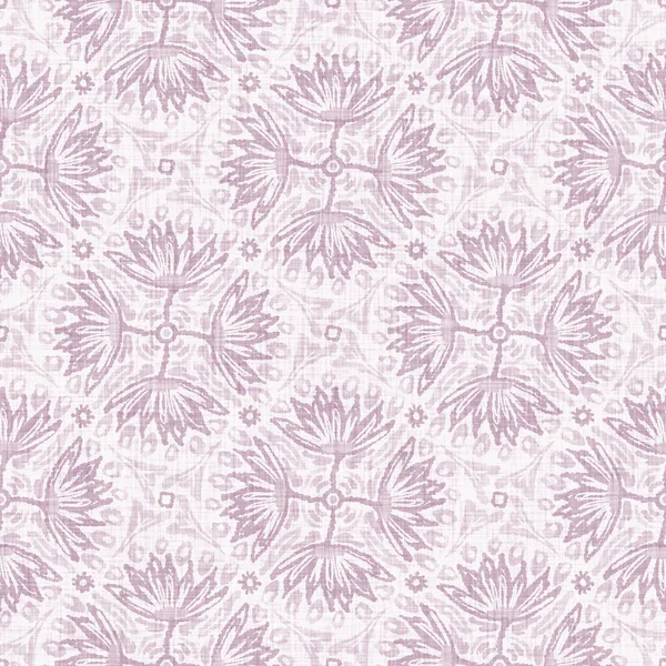 Acuarela púrpura flor motivo fondo. Patrón inconsútil caprichoso pintado a mano. Textil de lino floral moderno para la decoración del hogar de primavera y verano. Escándalo decorativo naturaleza colorida por todas partes imprimir — Foto de Stock