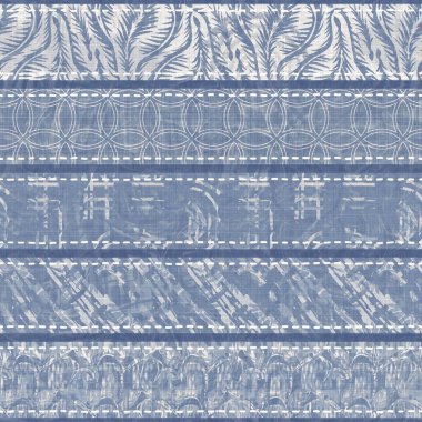 Pasaklı, şık Fransız, gri, mavi keten yama şeritli. Grunge eski yama tekstil efektlerini yıkadı. Kır tarzı ev dekorasyonu yumuşak mobilyalar, dekoratif yastık ya da kumaşın her tarafına yapıştırılmış.. 