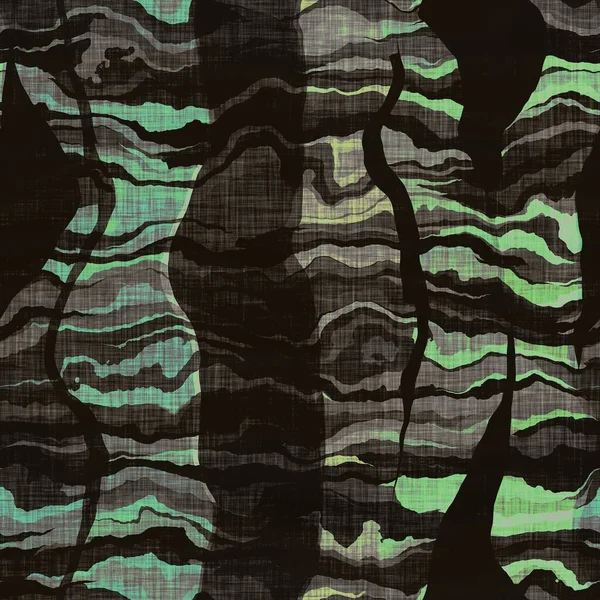 Camuflaje oscuro underbrush madera estilo textura material. Patrón sin costuras en tonos tierra efecto oculto. Diseño de bosque de selva militar y militar en estampado textil de algodón caqui. — Foto de Stock