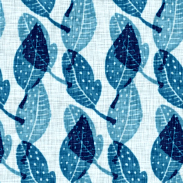 Cyanotypes azul blanco textura de lino botánico. Efecto de impresión de sol de hoja fotográfica falsa para una muestra de moda fuera de foco. Follaje estampado mono en color 2 tonos. Azulejo repetitivo de alta resolución. — Foto de Stock