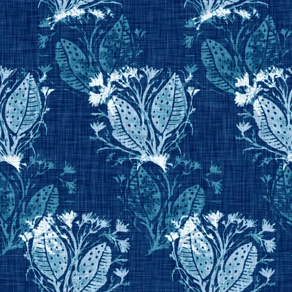 Cyanotypes azul branco textura de linho botânico. Faux fotográfico efeito de impressão solar floral para a moda fora de foco moda swatch. Mono flor de impressão em 2 tom de cor. telha de repetição de alta resolução. — Fotografia de Stock